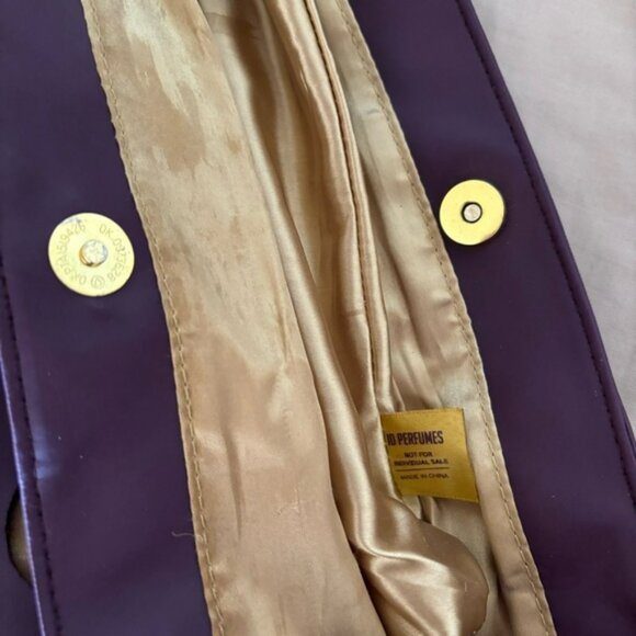 👛 (ANY 2/$20) SELENA GOMEZ Tote Bag Lip Shaped Cutouts - Picture 4 of 8